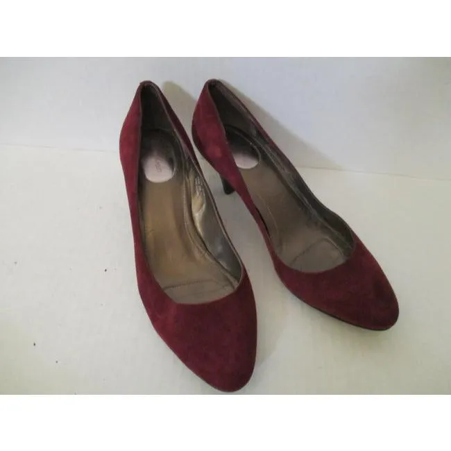 Calvin Klein Burgundy Wine Suede Rounded Pumps Size Us