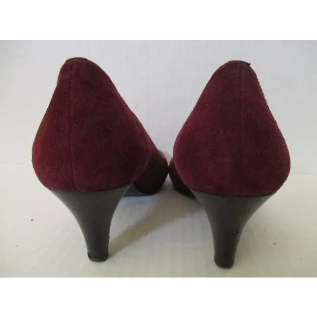 Calvin Klein Burgundy Wine Suede Rounded Pumps Size Us