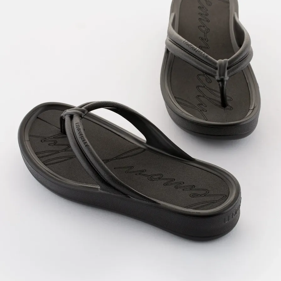 Mare Sandal