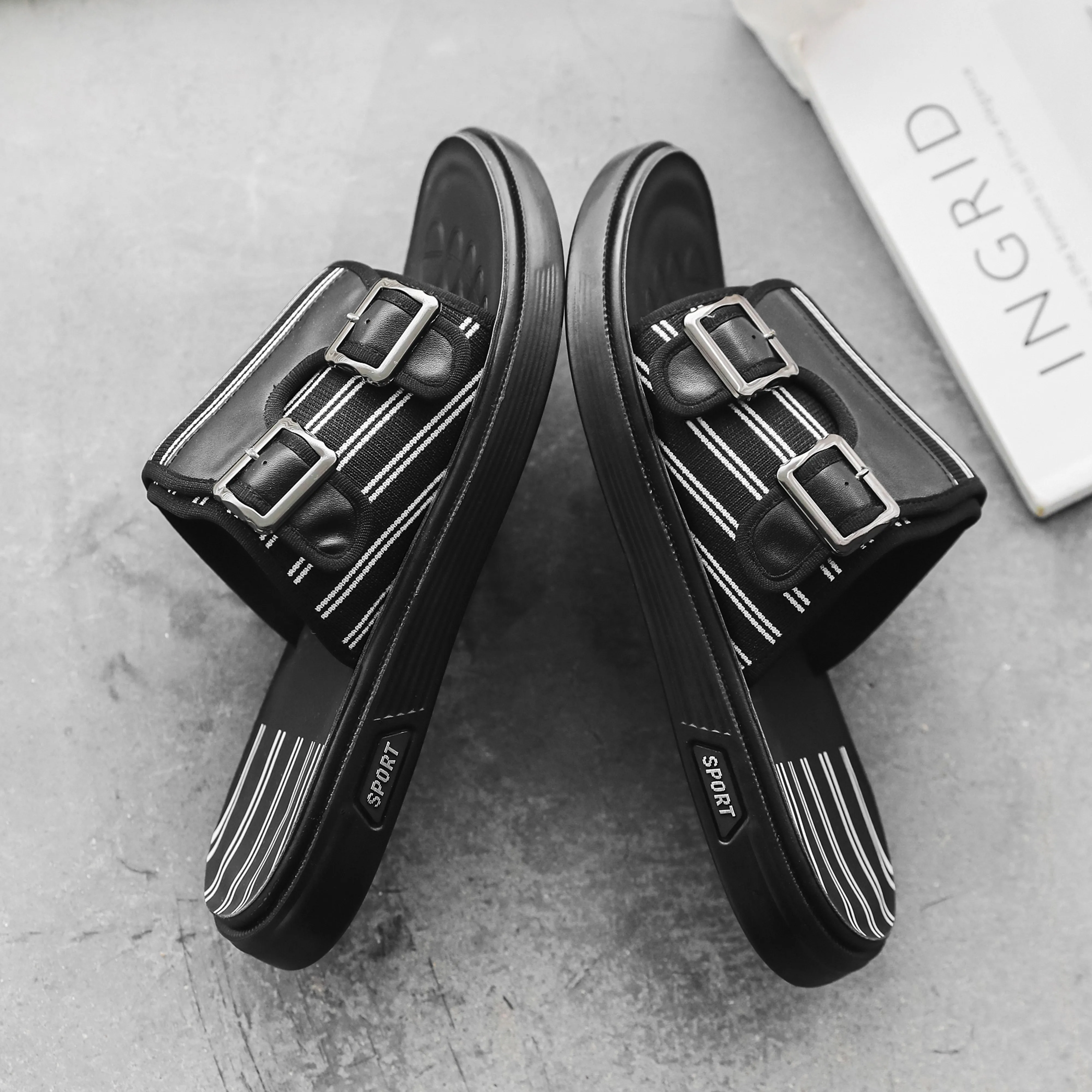 Men's Stripe Buckle Slides Black